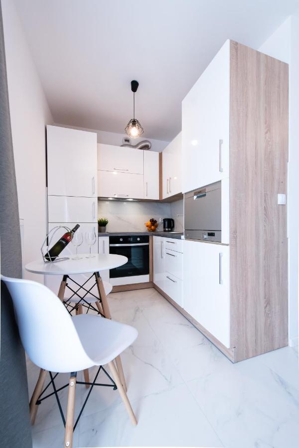 Estella Apartment Cracovie Extérieur photo